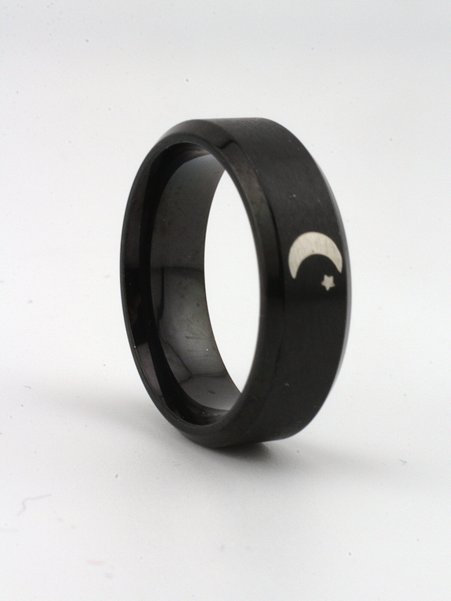 Кольцо, размер 17, ширина 6 мм, черный — фото 1