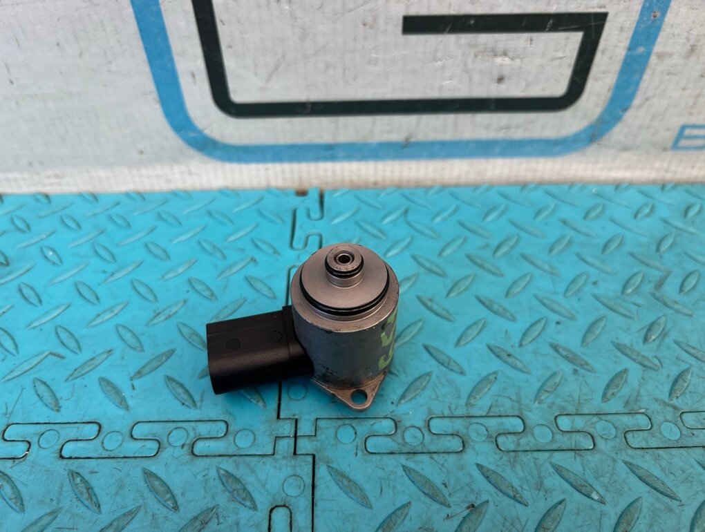Клапан рулевой рейки Porsche Cayenne 2008 957 M48.51 4.8 OEM 01827154