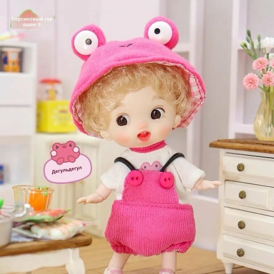 BJD14CM наряжает куклу-игрушку