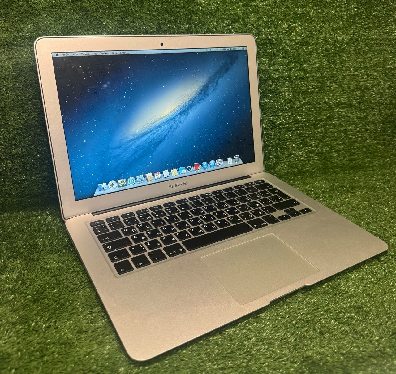Apple MacBook Air 13 Early 2015 Intel Core i5 1.60Ghz, SSD 128 gb