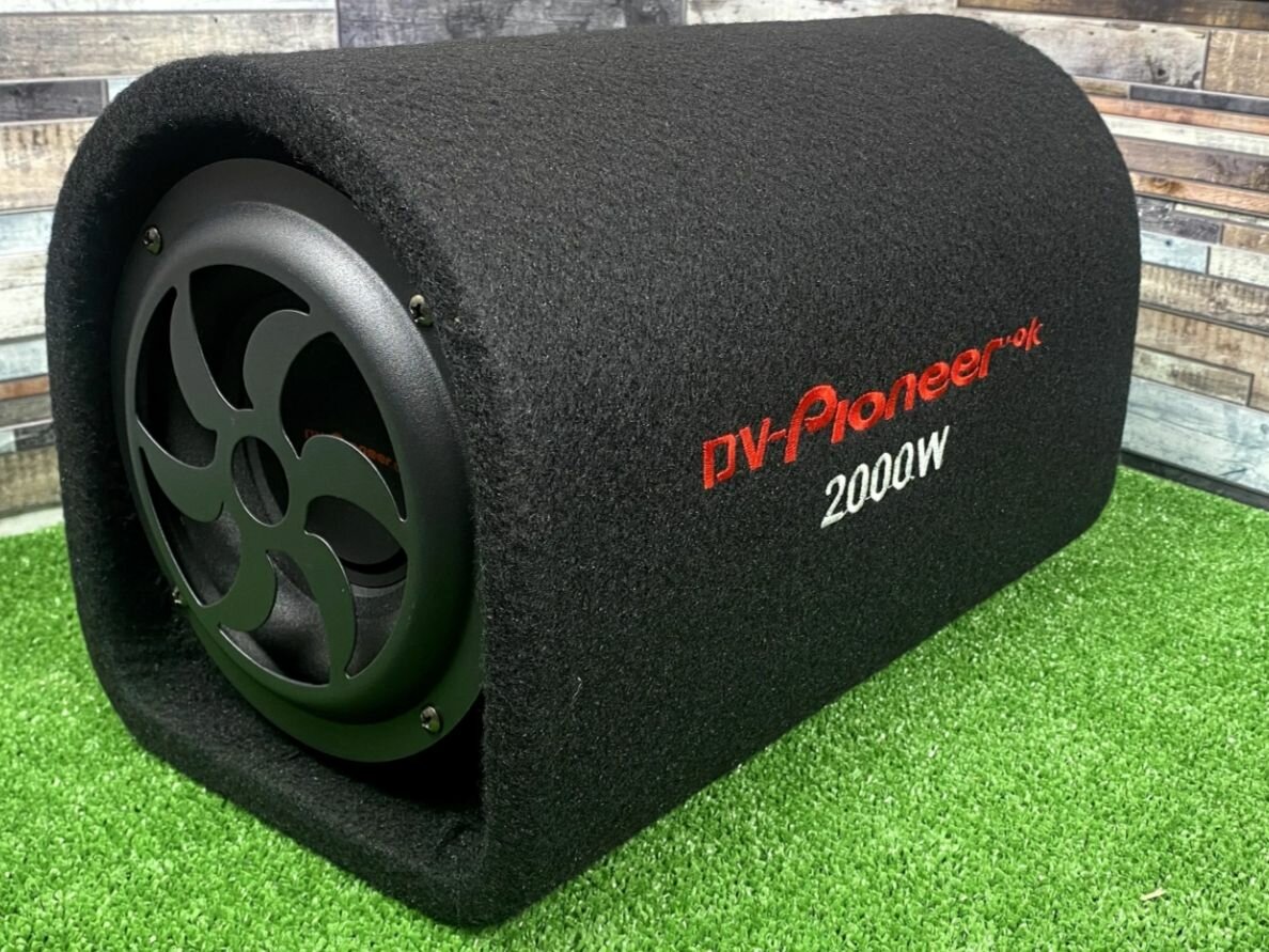 Активный сабвуфер автомобильный DV-Pioneer. ok DV-60 (6 дюймов, 1500W, в корпусе труба с комплектом проводов)