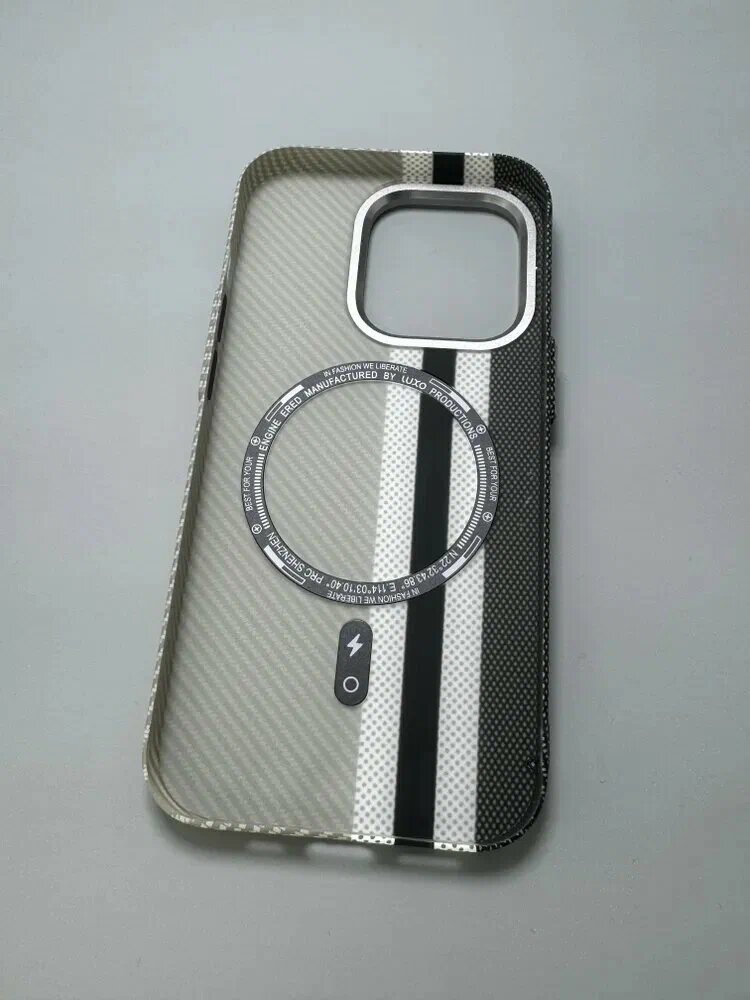 Карбоновый защитный чехол Classic Free Air для iPhone 14 Pro Max — фото 1