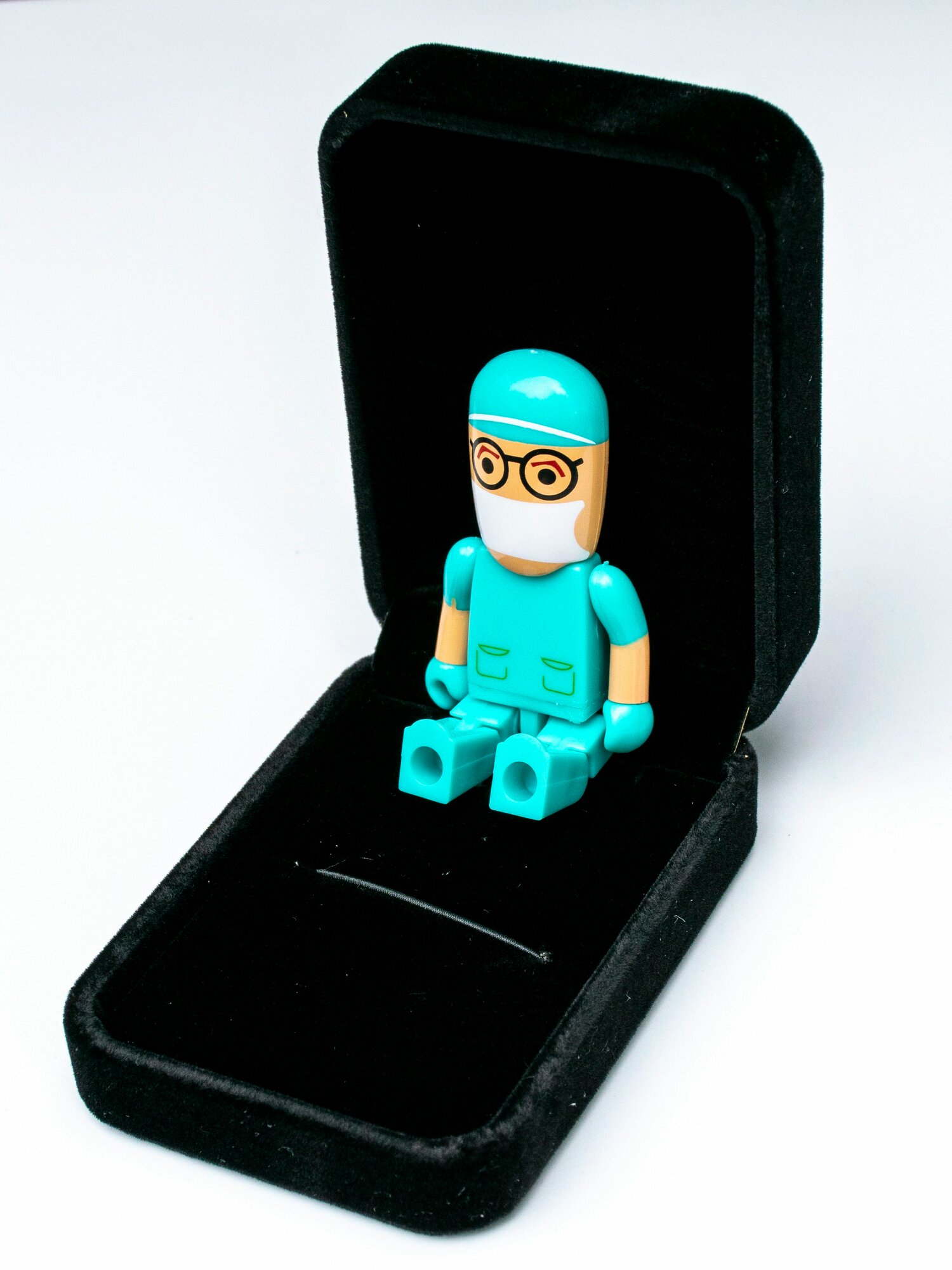 Grand-usb 64 ГБ USB-флеш-накопитель Доктор - Хирург в Подарочной упаковке 3.0, USB 3.0, до 15 мб/сек, Пластик, бирюзовый