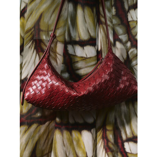 Сумка хобо Zarina фактура плетеная бордовый 2888₽