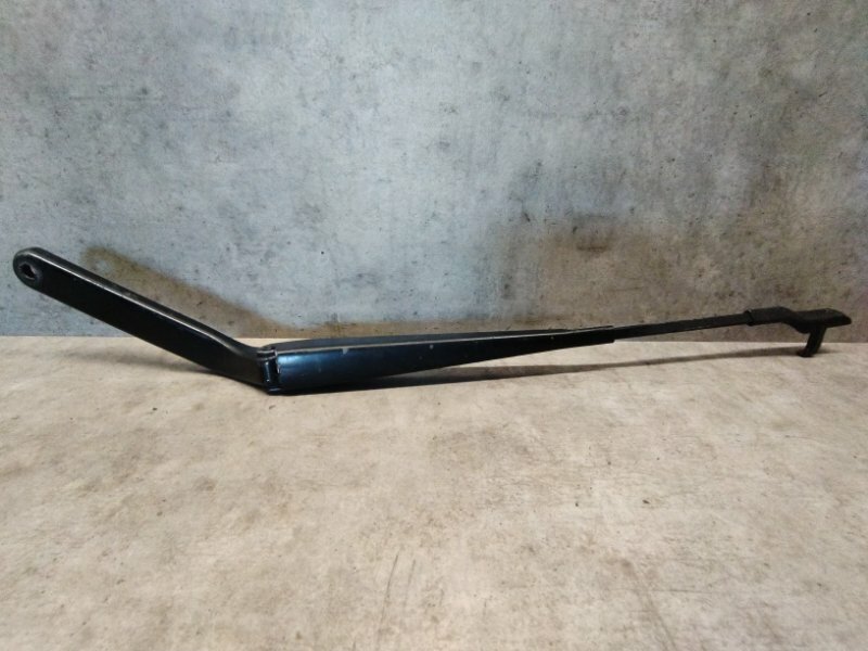 Поводок дворника левый BMW x5 E70 2007 61617153736