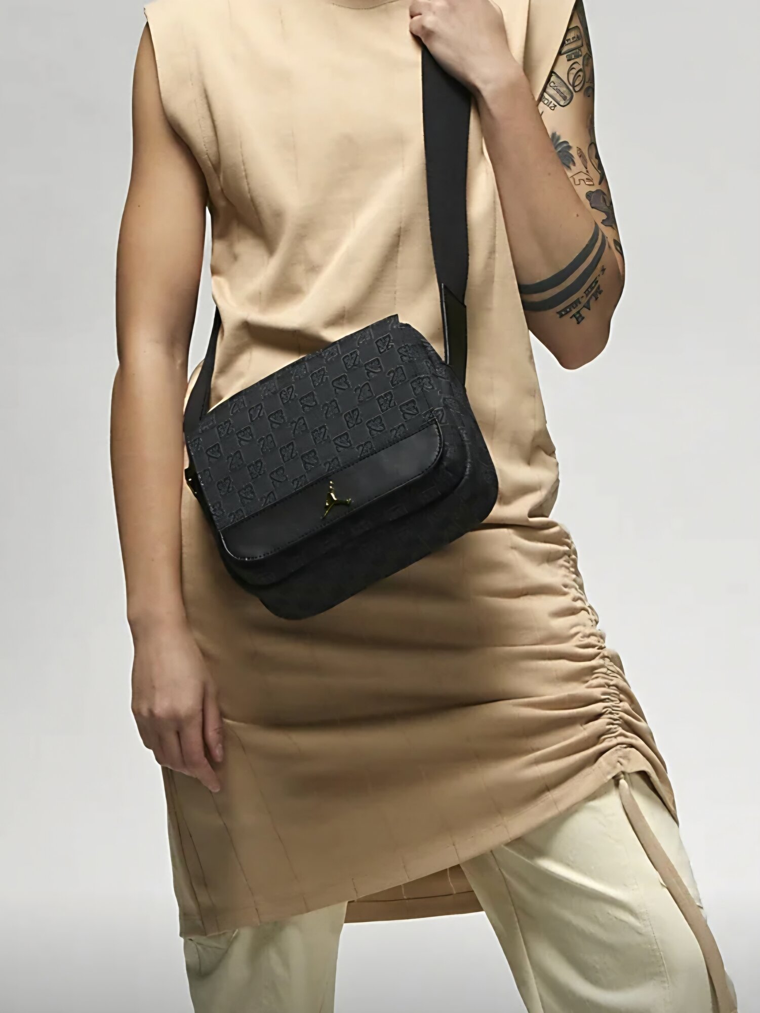 Сумка кросс-боди Jordan, фактура матовая, черный — фото 1