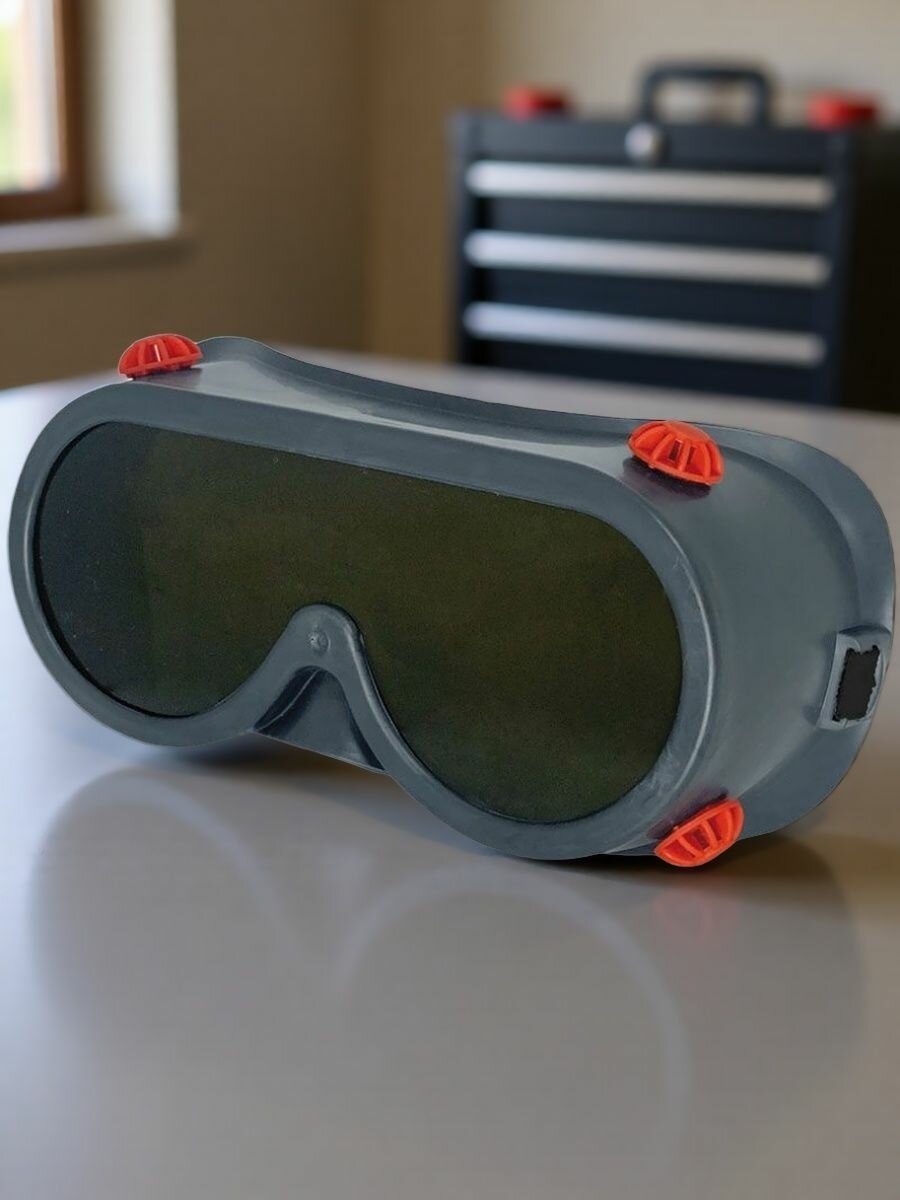 Очки затемненные газосварщика №5, серый корпус, непрямая вентиляция