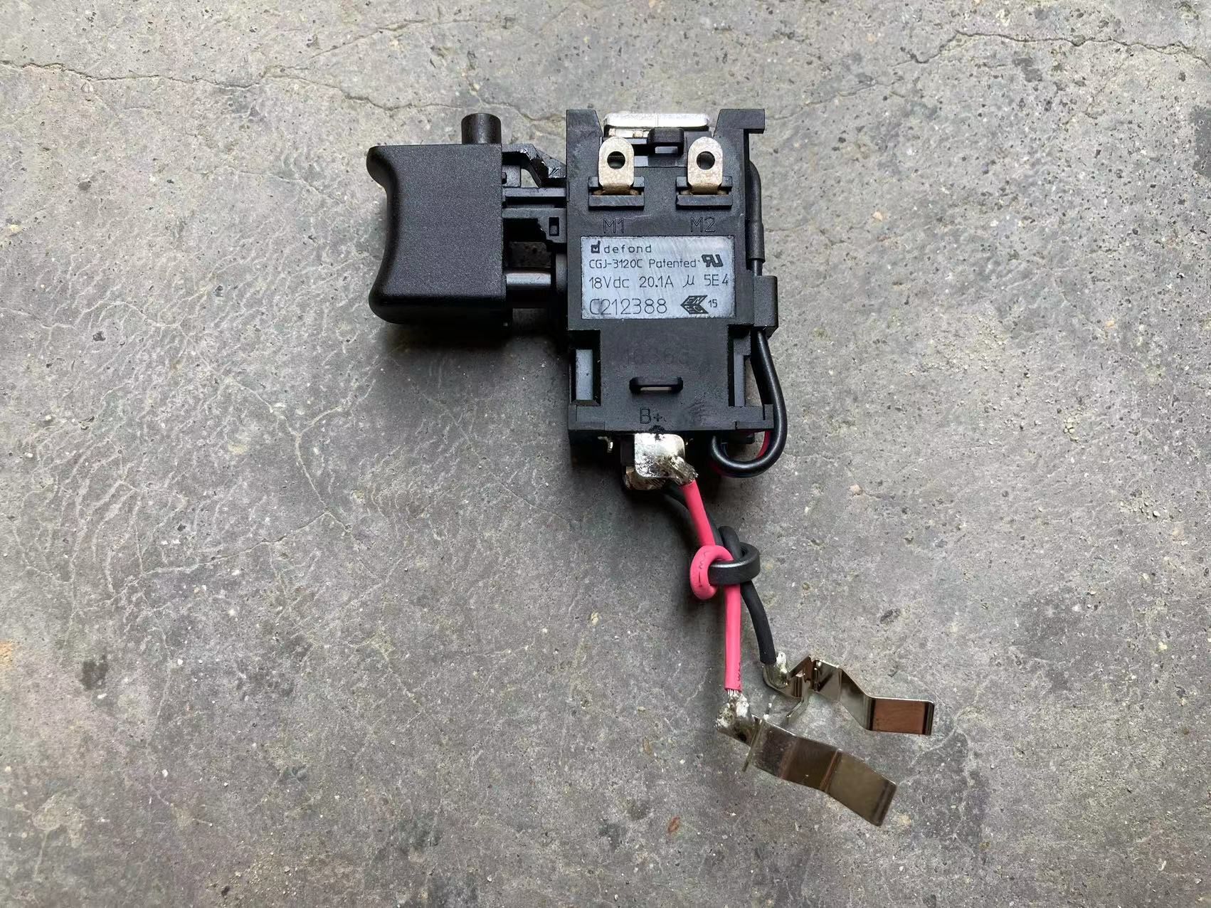 Переключатель HITACHI WR18DSDL 18V
