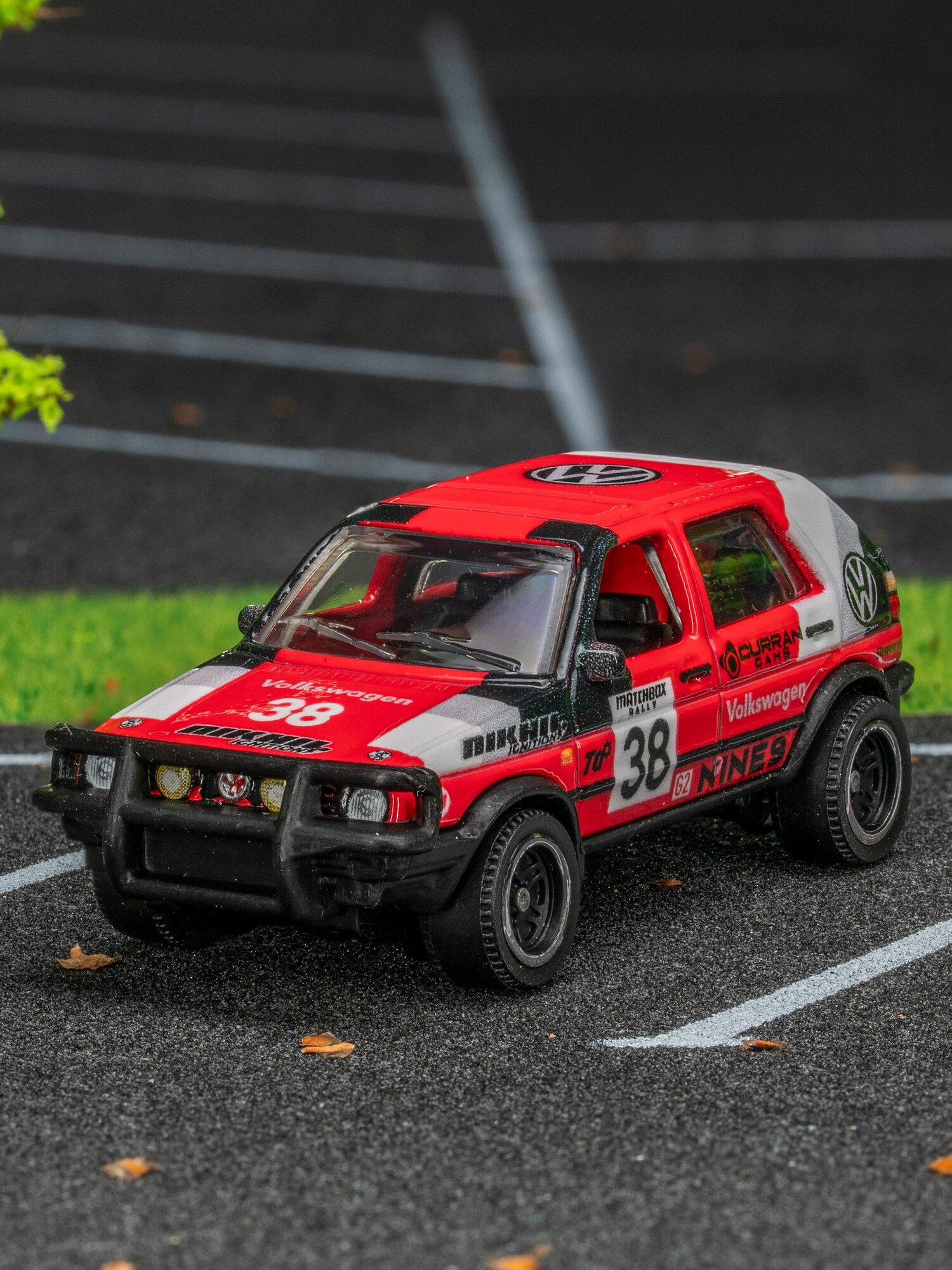 Машинка Matchbox 1990 Volkswagen Golf Country