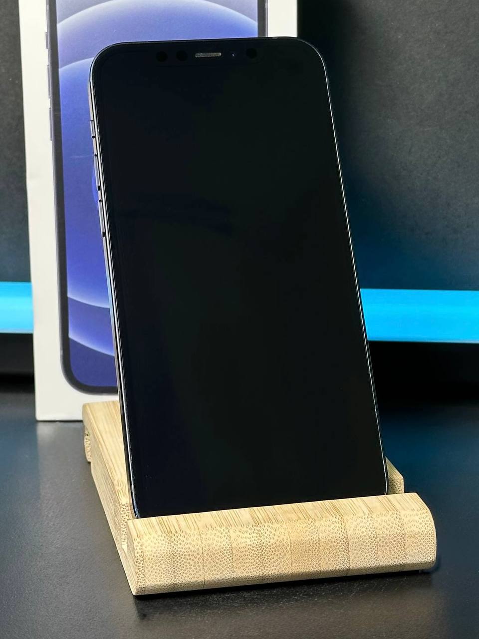 Смартфон Apple iPhone 12, 128 ГБ, nano-SIM + eSIM, черный — фото 1