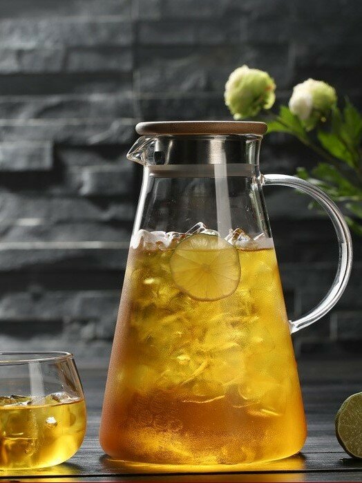 Кувшин для воды стеклянный, Formula Tepla, с металлической крышкой с накладкой из бамбука 1600 мл. — фото 1