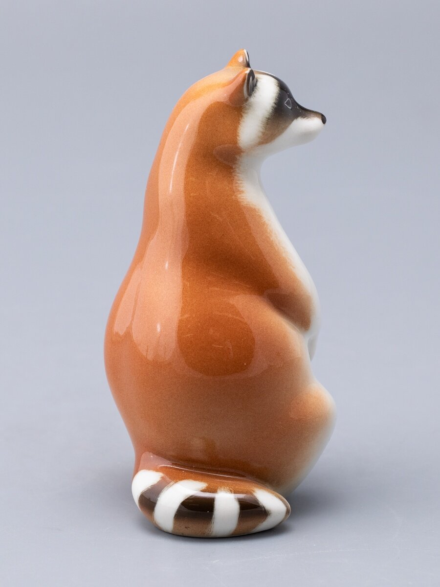 Фарфоровая статуэтка "Енот №1", Императорского фарфорового завода 14,5см — фото 1