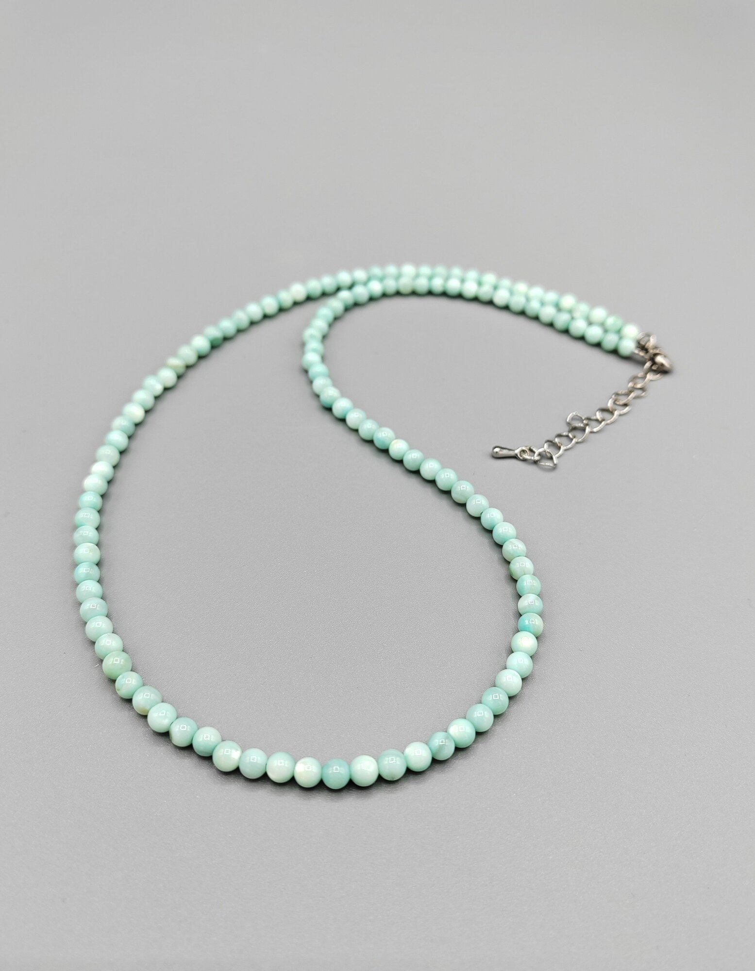 Бусы, перламутр