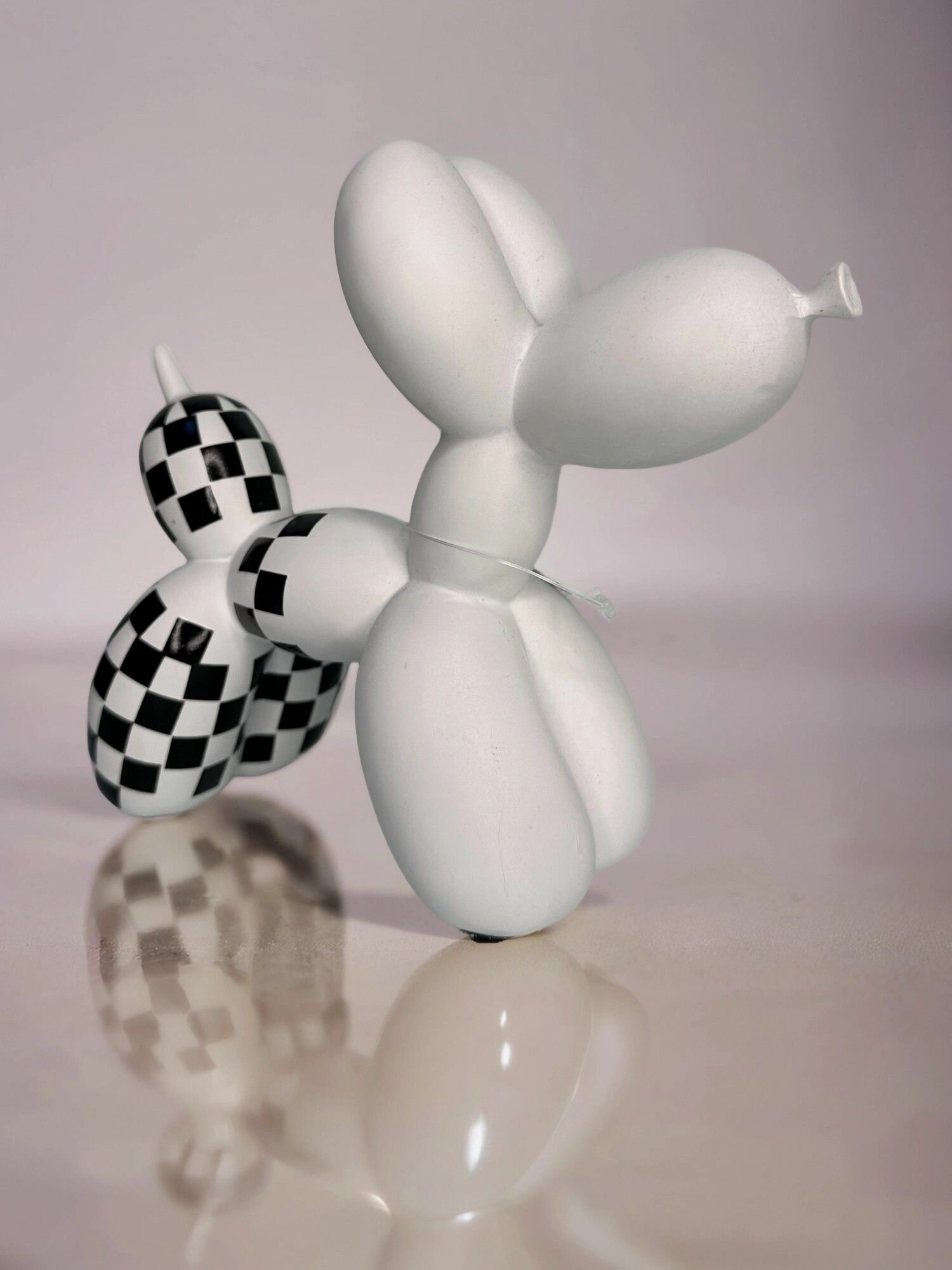 Статуэтка Собака Пудель из керамики, 17* 20* 8 см, белый с черной клеткой