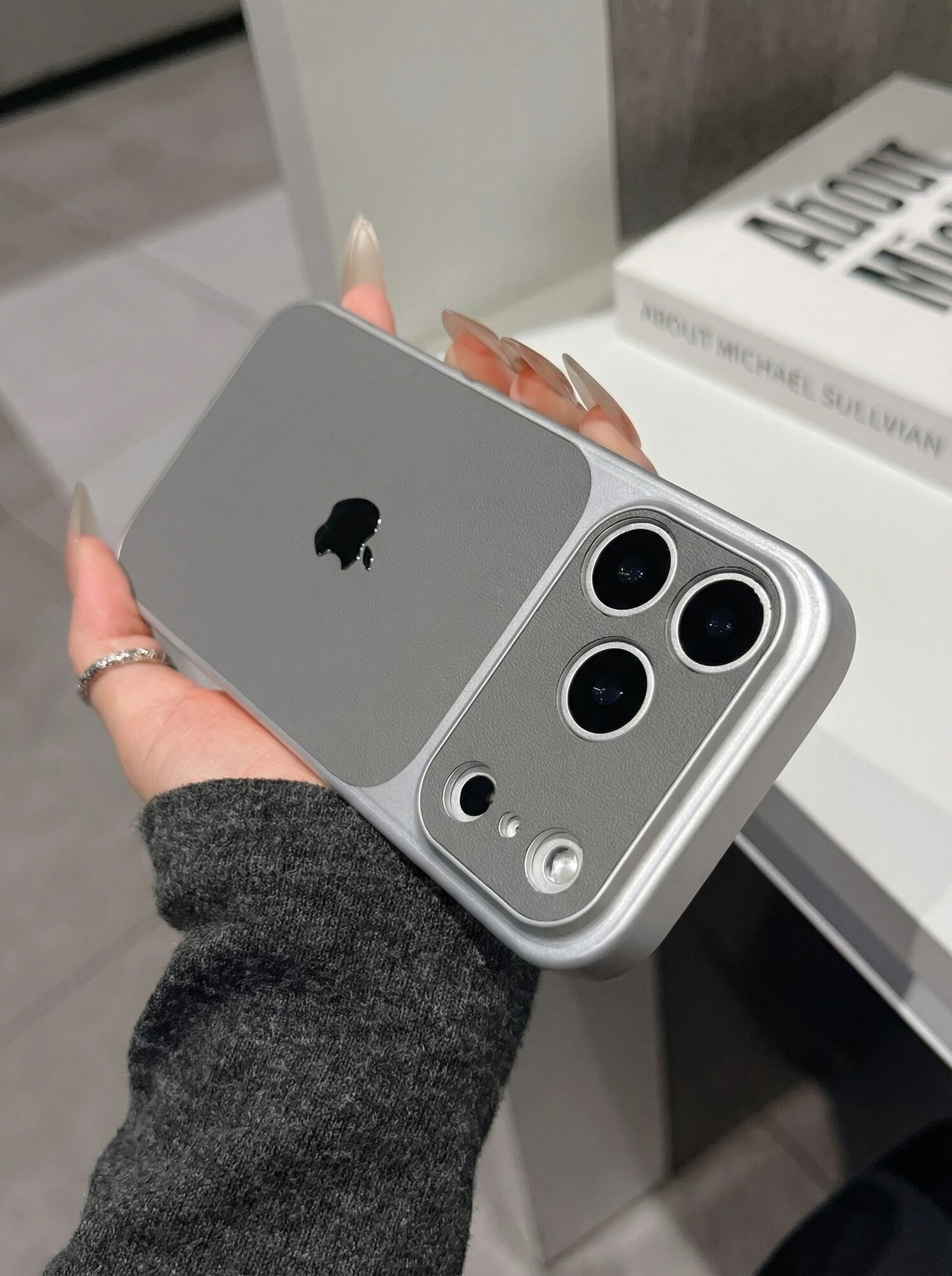 Чехол "soft touch", для iPhone 17 Pro Max, текстура кожи, элегантный вид — фото 1