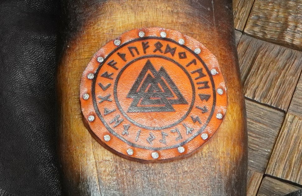 Секира Norman Бурый — фото 1