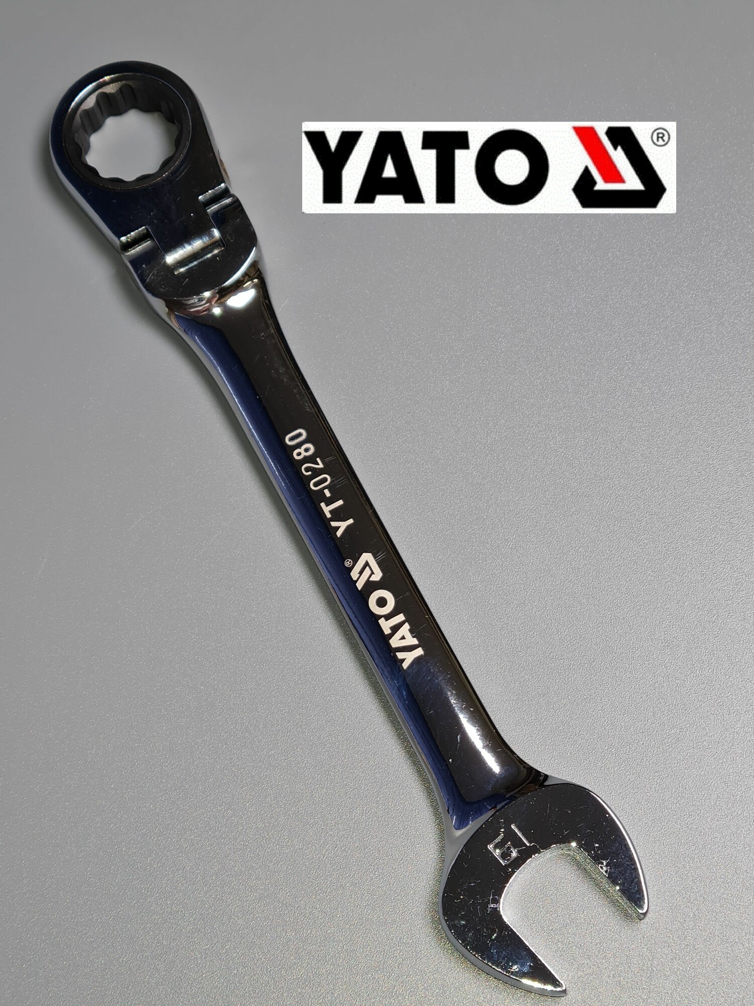 Ключ комбинированный с трещоткой и шарниром 19 мм, CrV6140, 72T, хром, YATO YT-0280-12