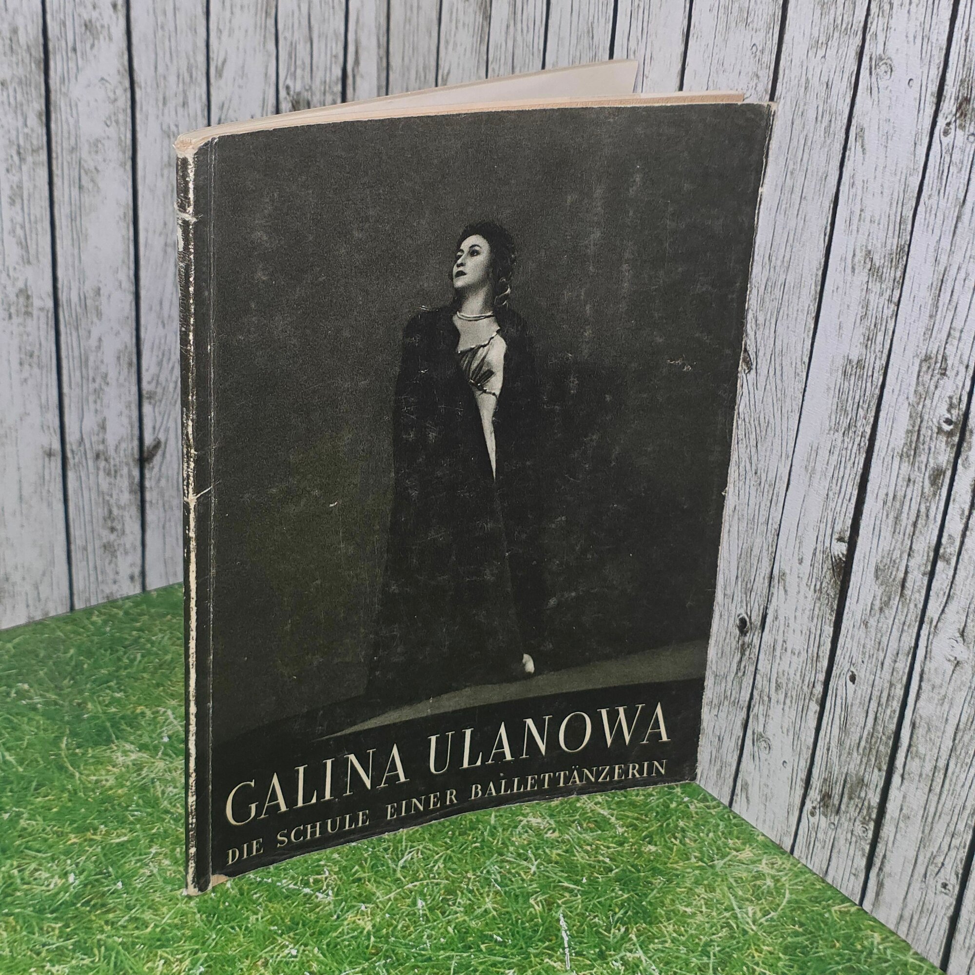 Книга "Galina Ulanowa/Die Schule einer Ballettnzerin"