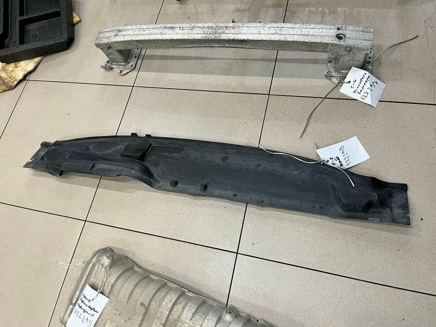 Водосток от Ford Focus 2 2008-2011