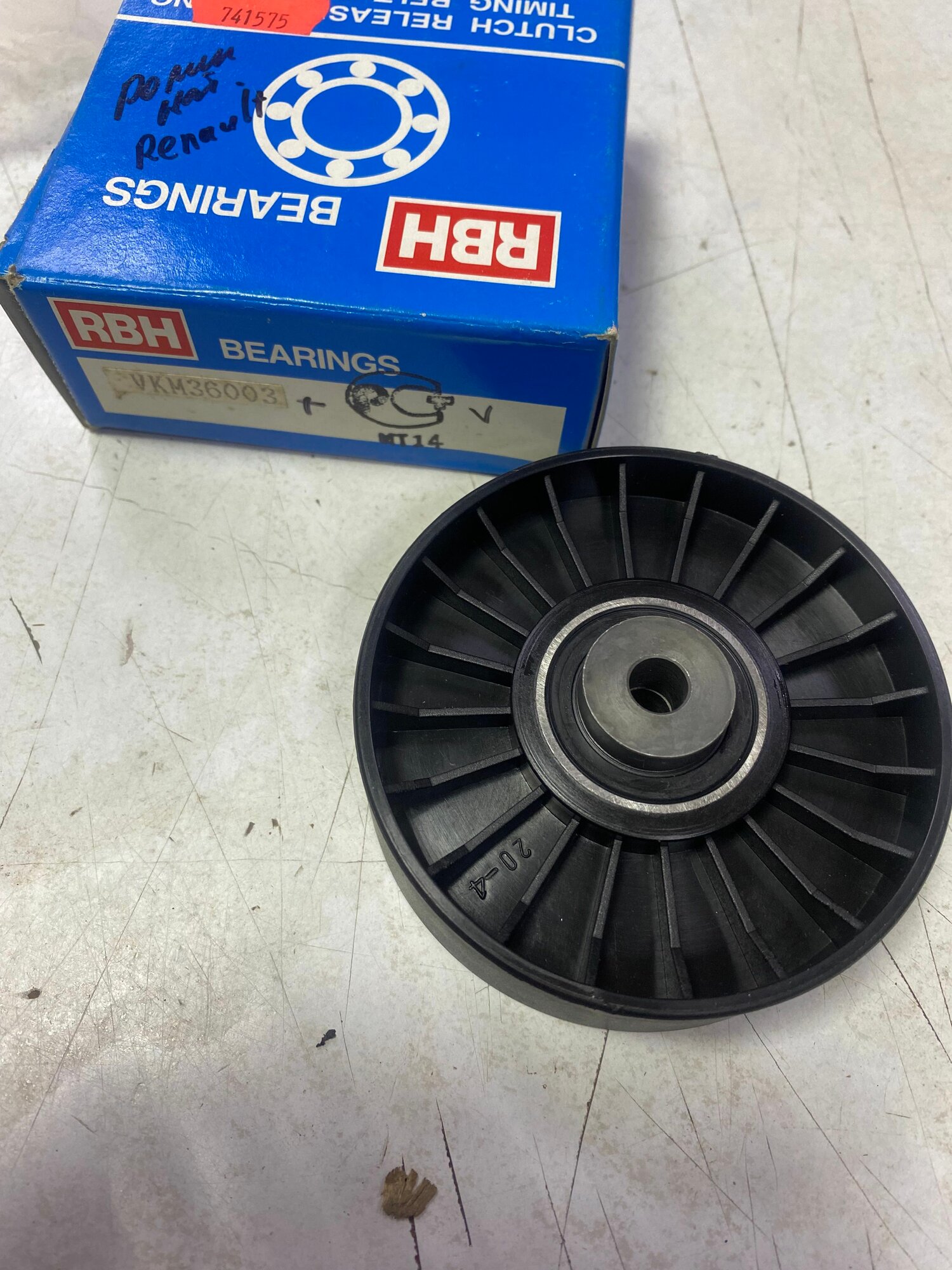 Ролик натяжной RBH VKM36003