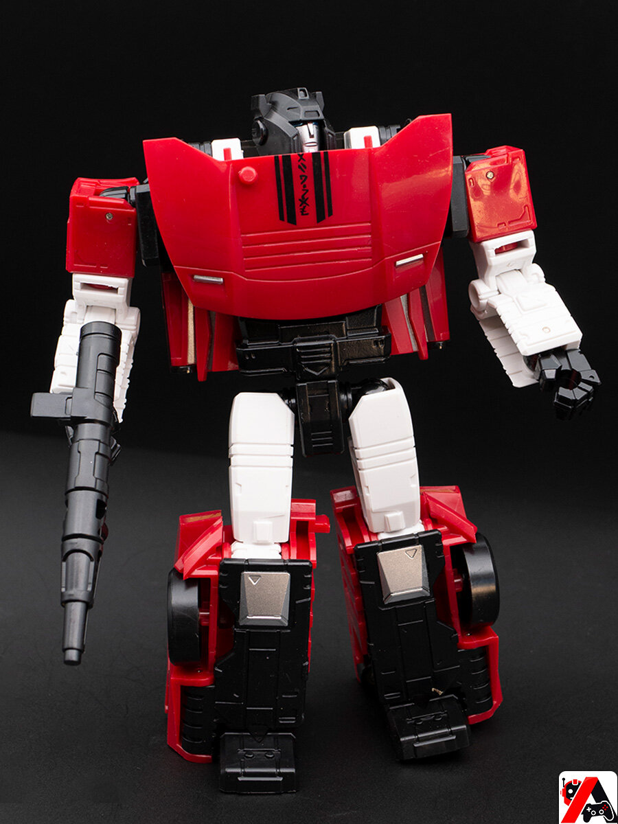 Робот трансформер Сайдсвайп G1 (Sideswipe) — фото 1