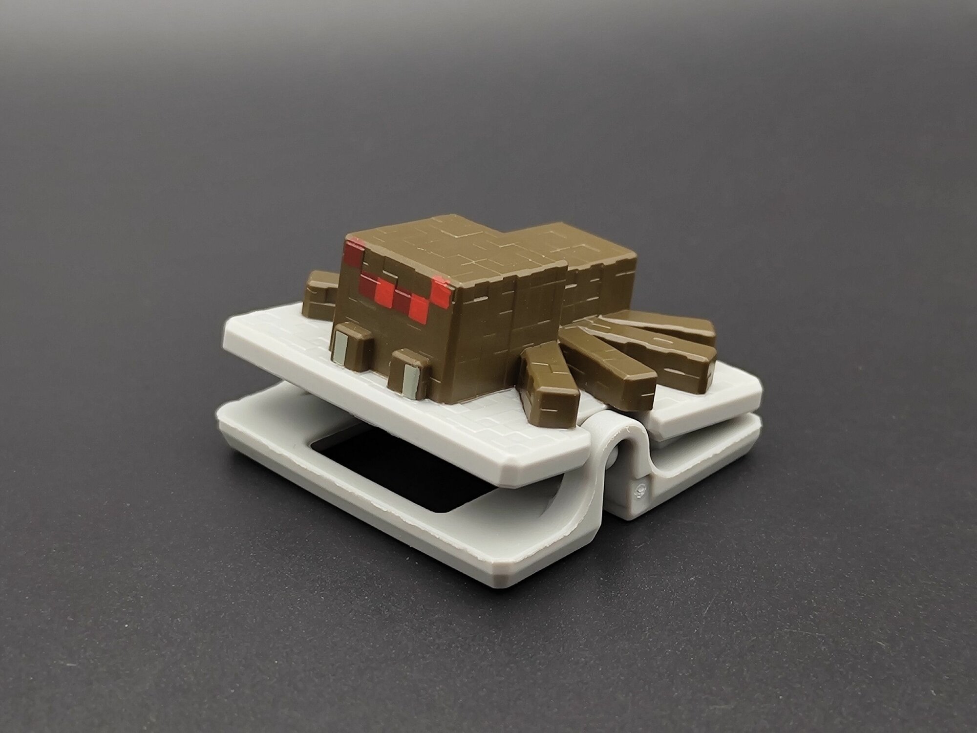 Игрушка Minecraft Kinder Joy коллекционная: Паук
