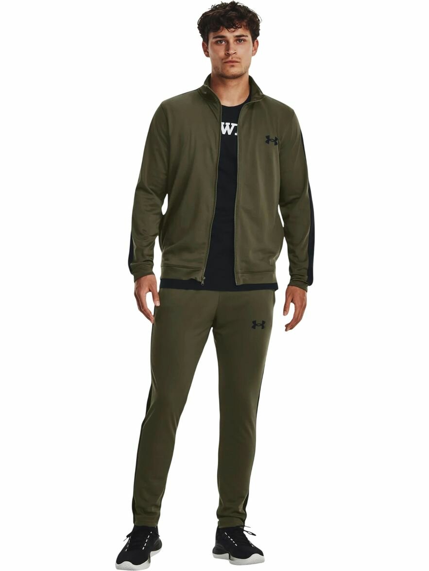 Костюм спортивный