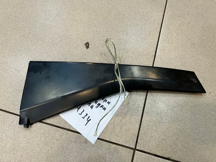 Уголок двери задней правой внутренний от Honda Fit 2001-2008