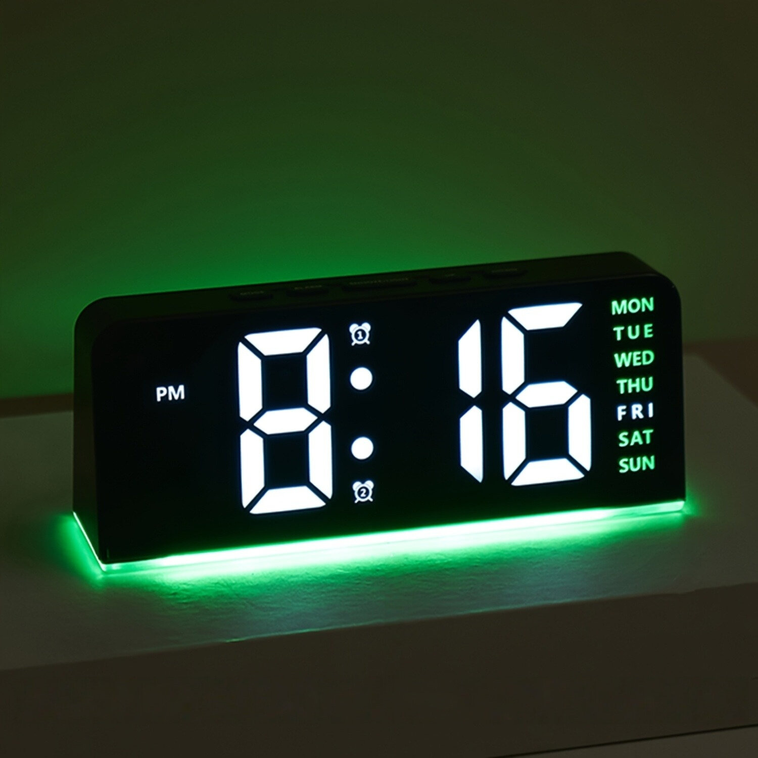 1 шт. светодиодный цифровой будильник с датой, компактный, питание от USB/батарейки, форма короны, декоративные многофункциональные часы для дома, цвет: черный с зеленой подсветкой
