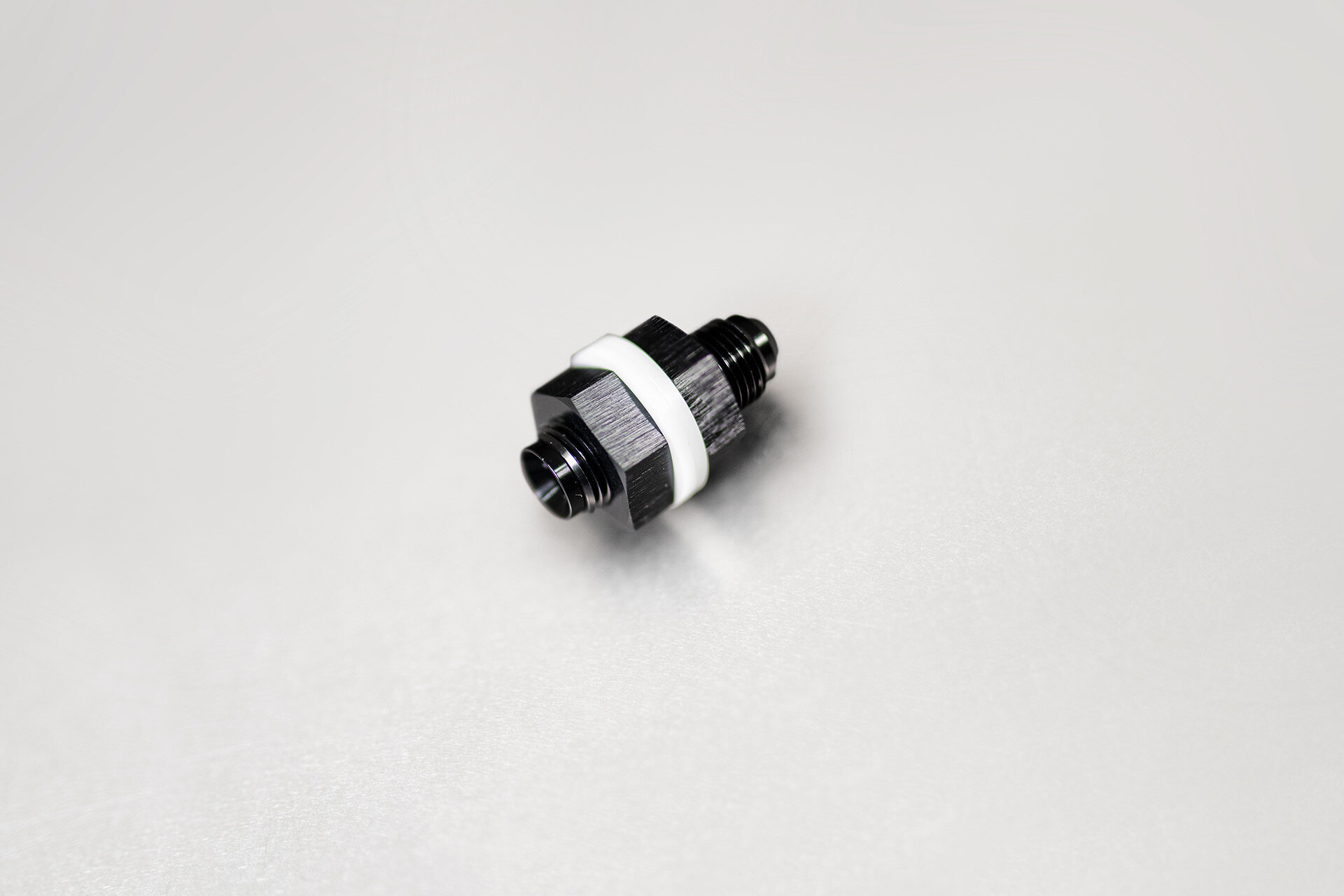 LEVEL Performance фитинг AN6 прямой для топливного бака GBAN921-06
