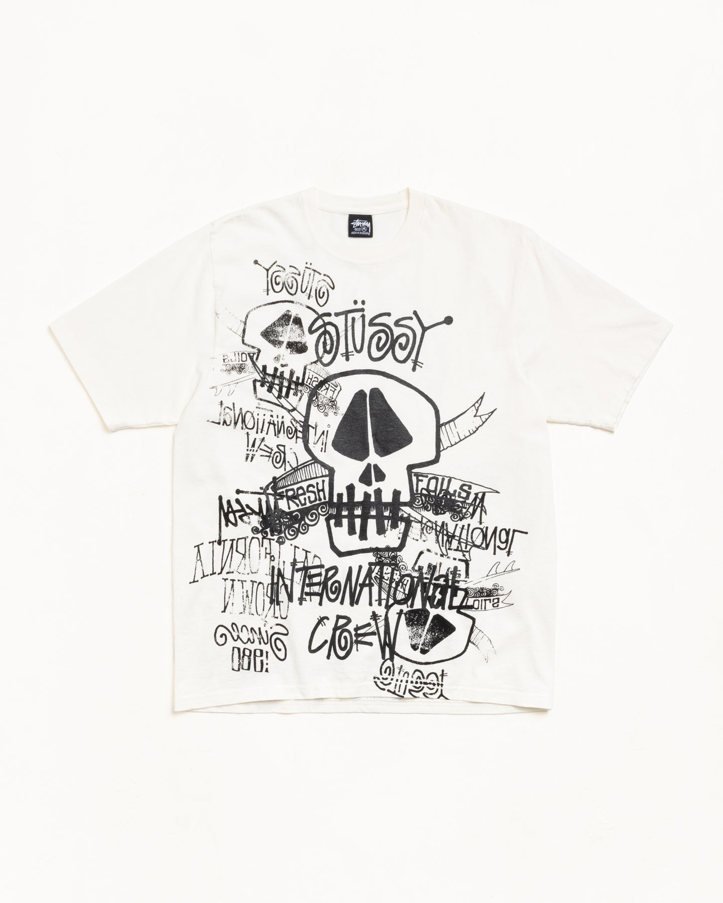Футболка Stussy "Skulls Pig. Dyed Tee" белая размер XL