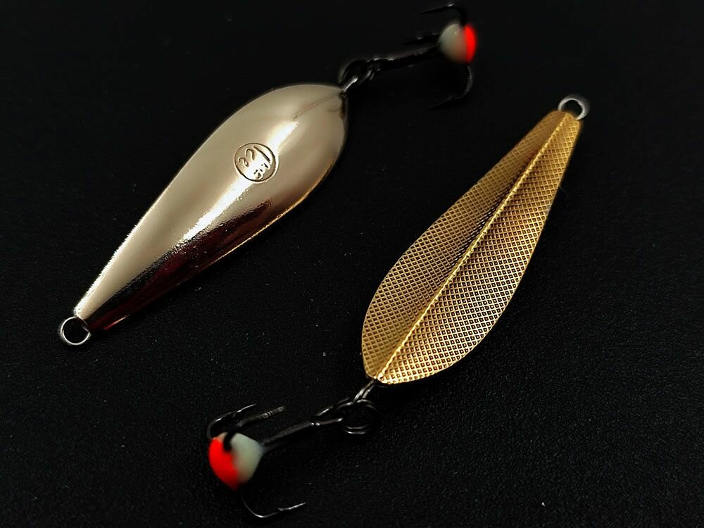 Блесна зимняя MF Ice ребристая Сафоша подвес 36мм 4,4г серебро-латунь