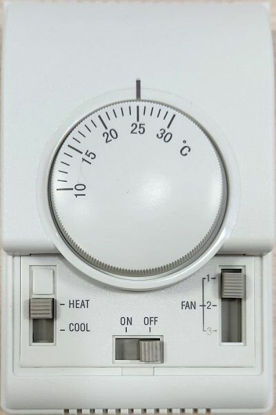 Водяной тепловентилятор Ballu BHP-W3-30-S+ пульт управления Вентилятором — фото 1