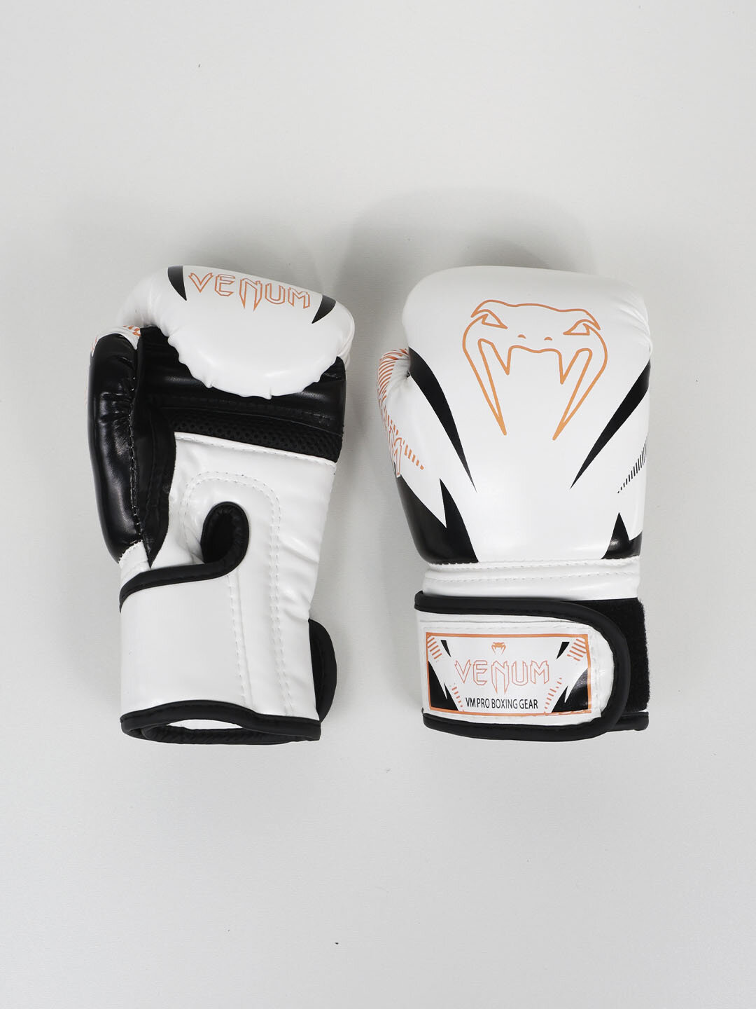 Боксерские перчатки UFC OPRO, Venum, для спарринга, термопластик — фото 1