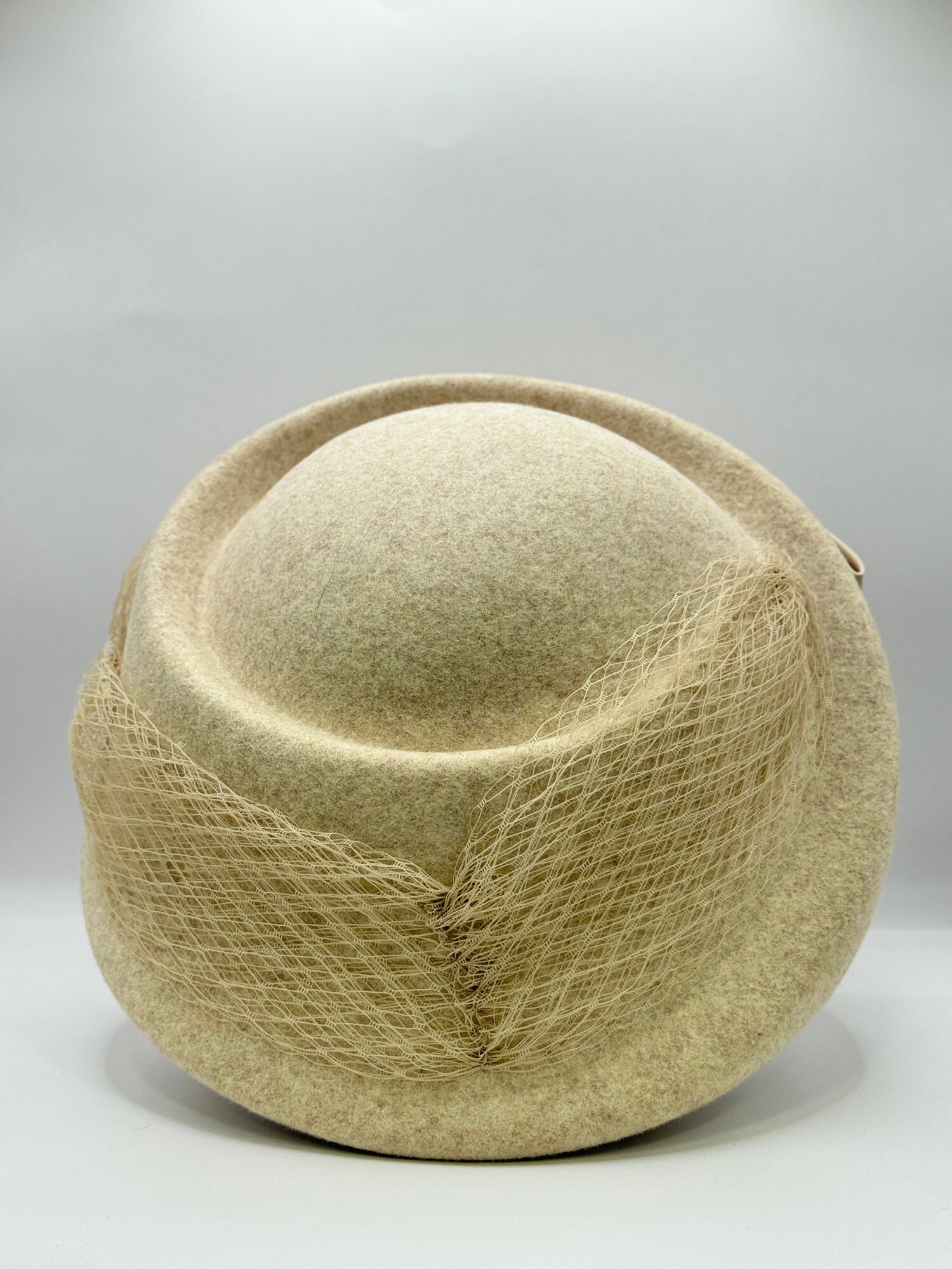 Кепка  кепка для девочек и женщин, размер 58 ( универсальный ), бежвый — фото 1