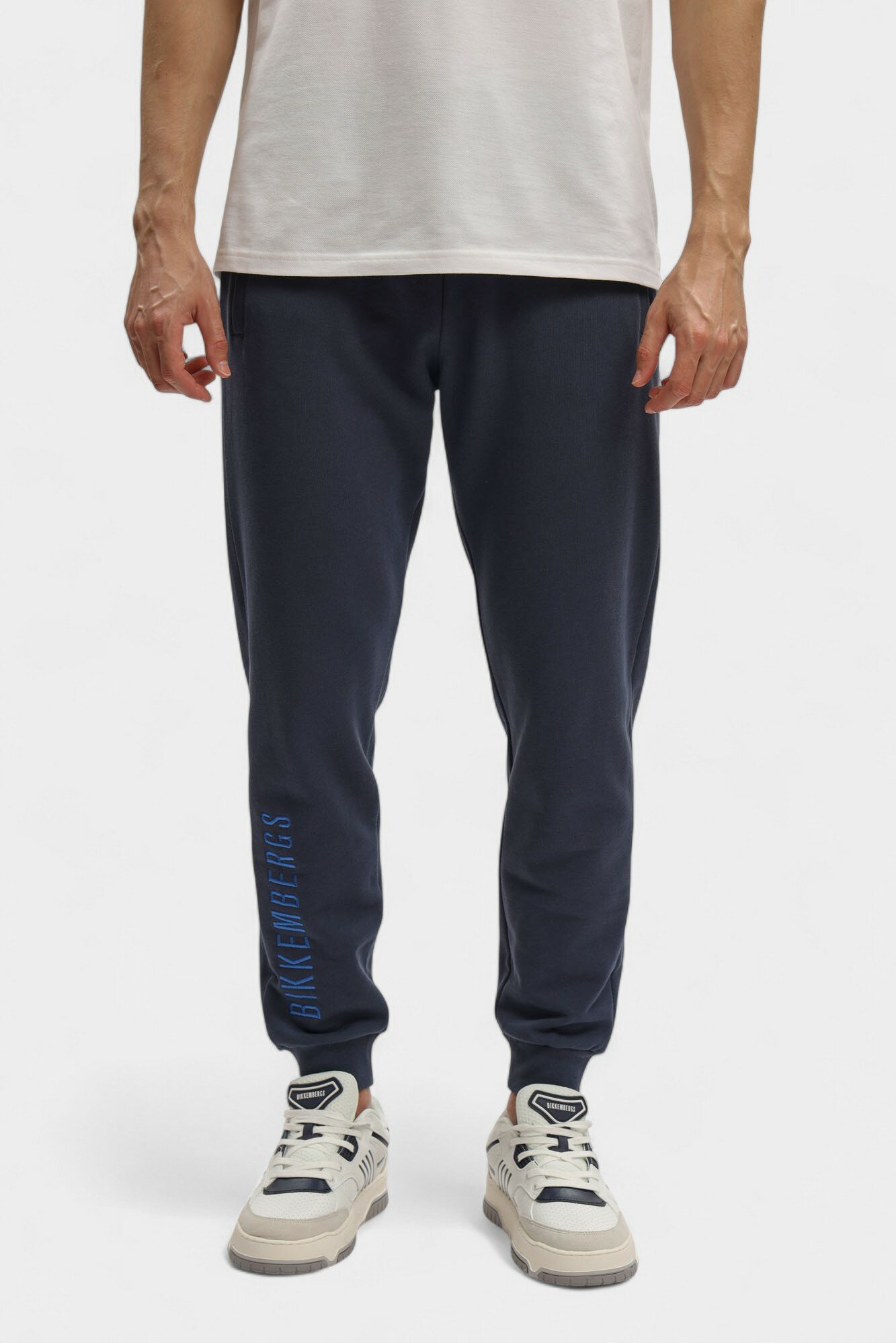 Брюки спортивные