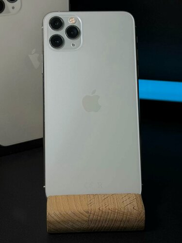 Изображение товара Смартфон Apple iPhone 11 Pro Max, 256gb, Silver, RU, nano SIM + eSIM