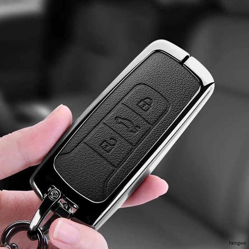 Чехол для автомобильного ключа Volkswagen VW Touareg, кожаный с металлической окантовкой, черный
