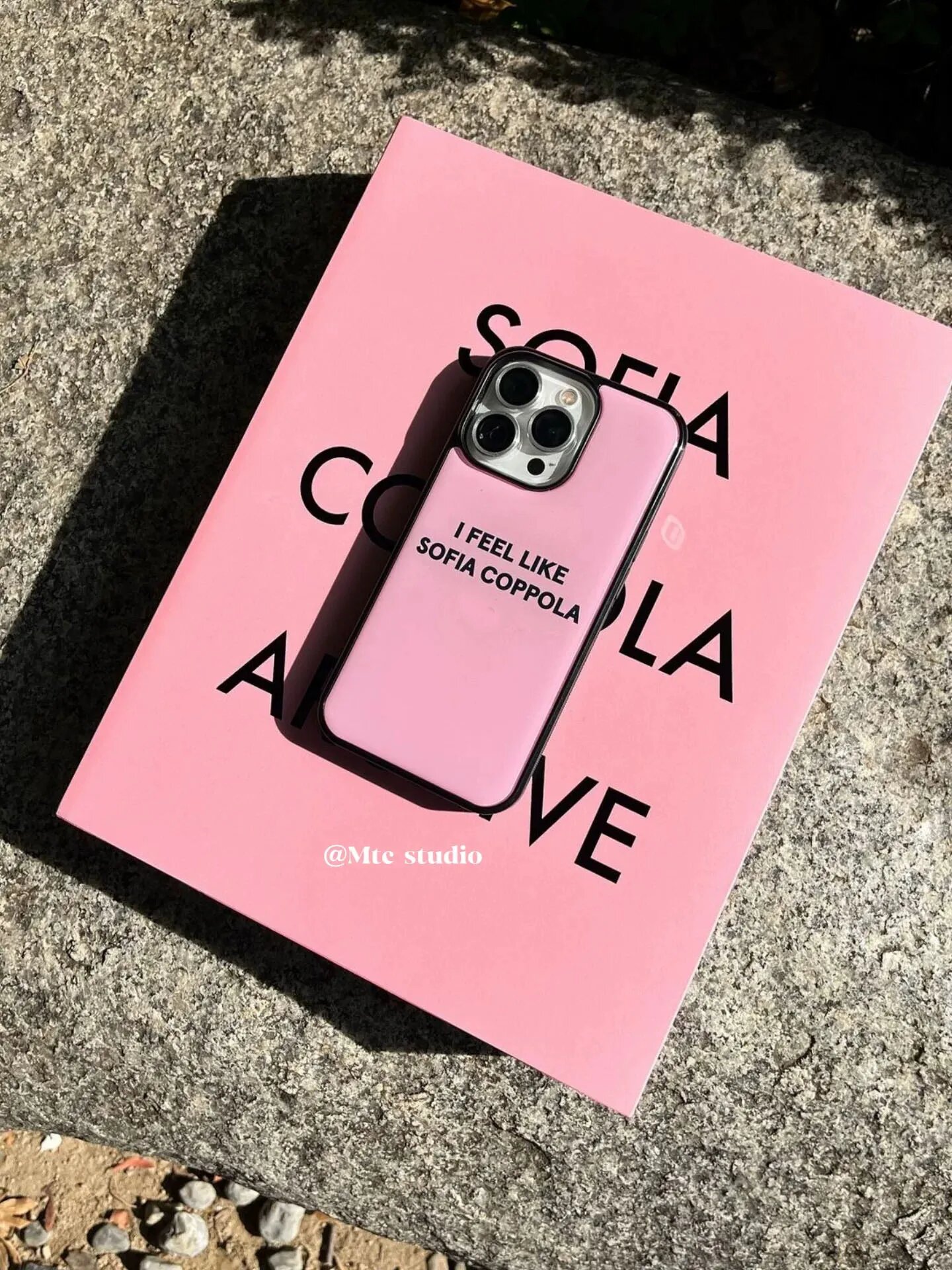 Чехол для iPhone 17 Pro "Sofia Coppola"