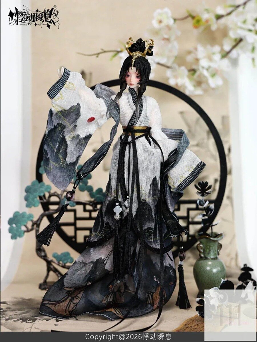 Коллекционная кукла BJD 1/6 в национальном костюме с длинными волосами