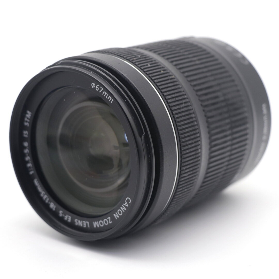 Объектив Canon EF-S 18-135mm 3.5-5.6 IS STM
