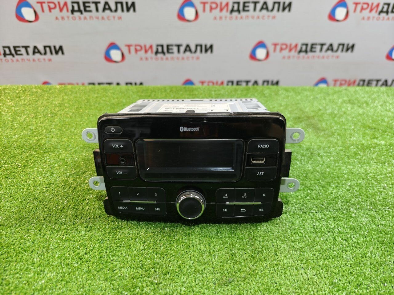 Магнитола Renault Duster 1.6 H4MD430 2017 (б/у)