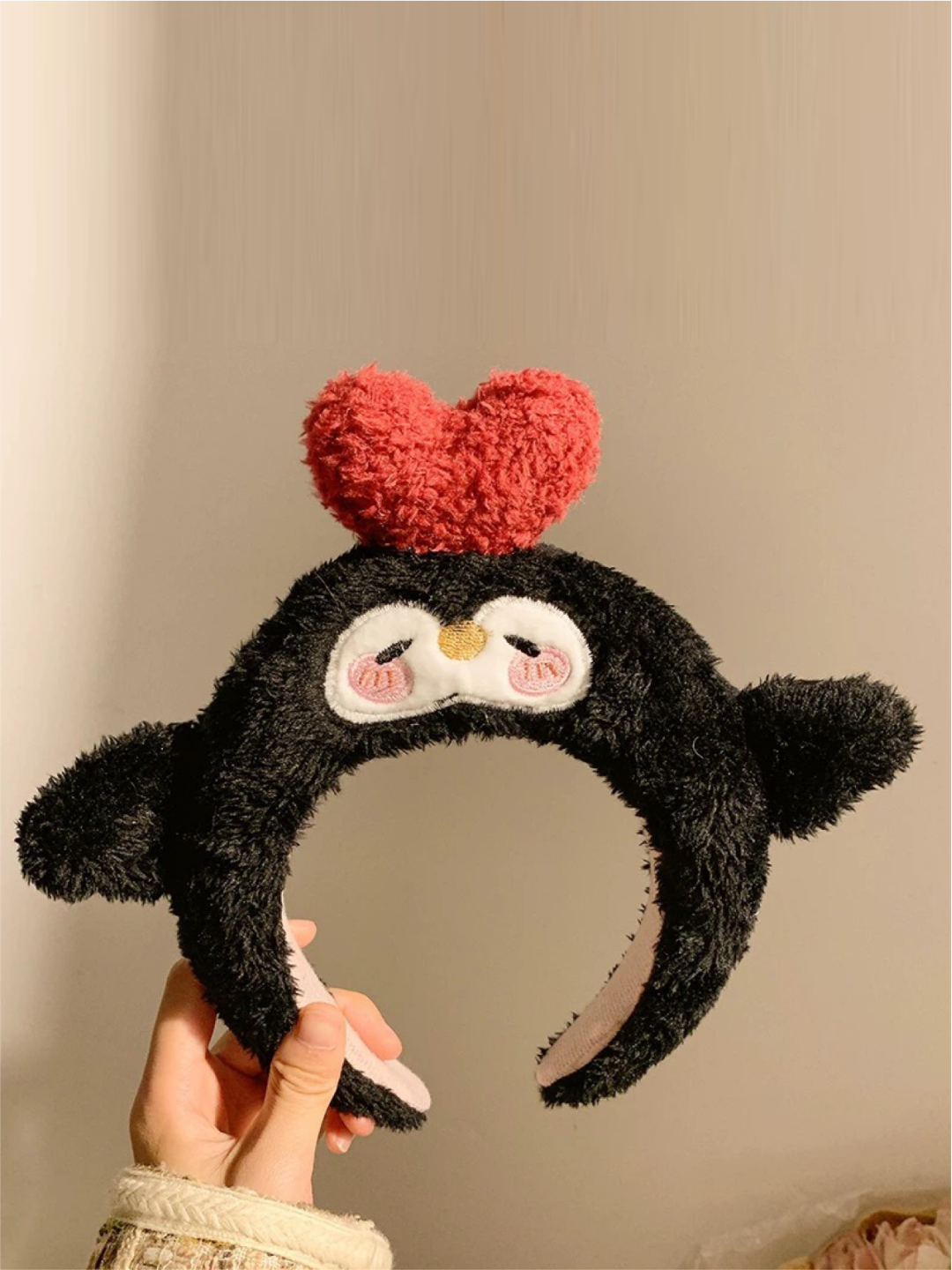 Ободок для волос "Пингвин", плюшевый, с сердечком, мягкий, черный