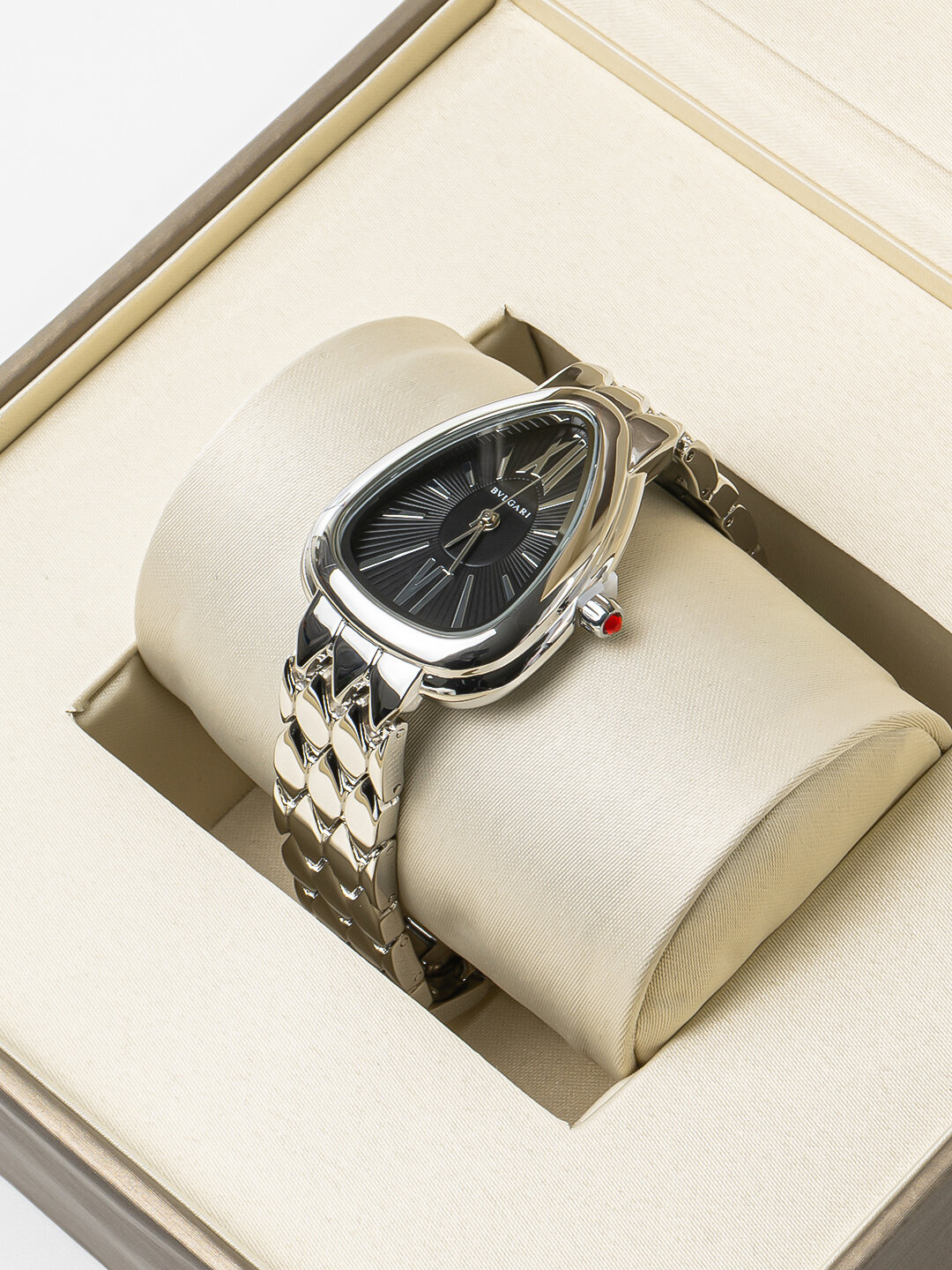 Наручные часы BVLGARI Classic, черный — фото 1