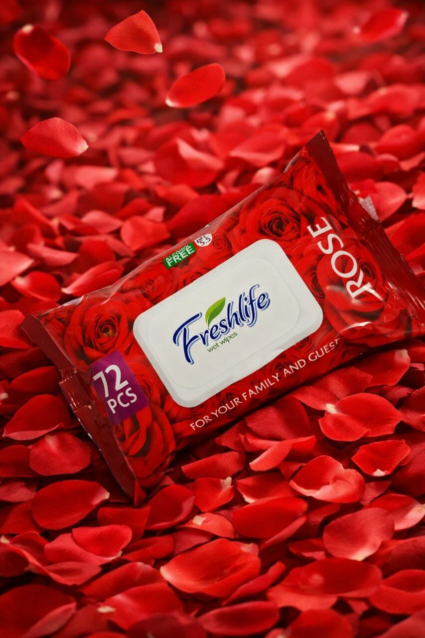 Влажные салфетки RED ROSE, гипоаллергенные, средняя упаковка 72 штук