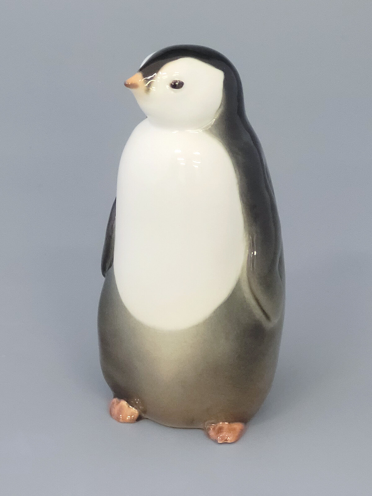 Фарфоровая статуэтка "Пингвин № 1" Императорский фарфоровый завод ручная роспись