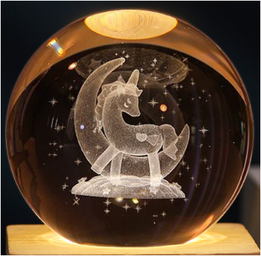 Волшебная лошадь -Единорог в шаре 2026