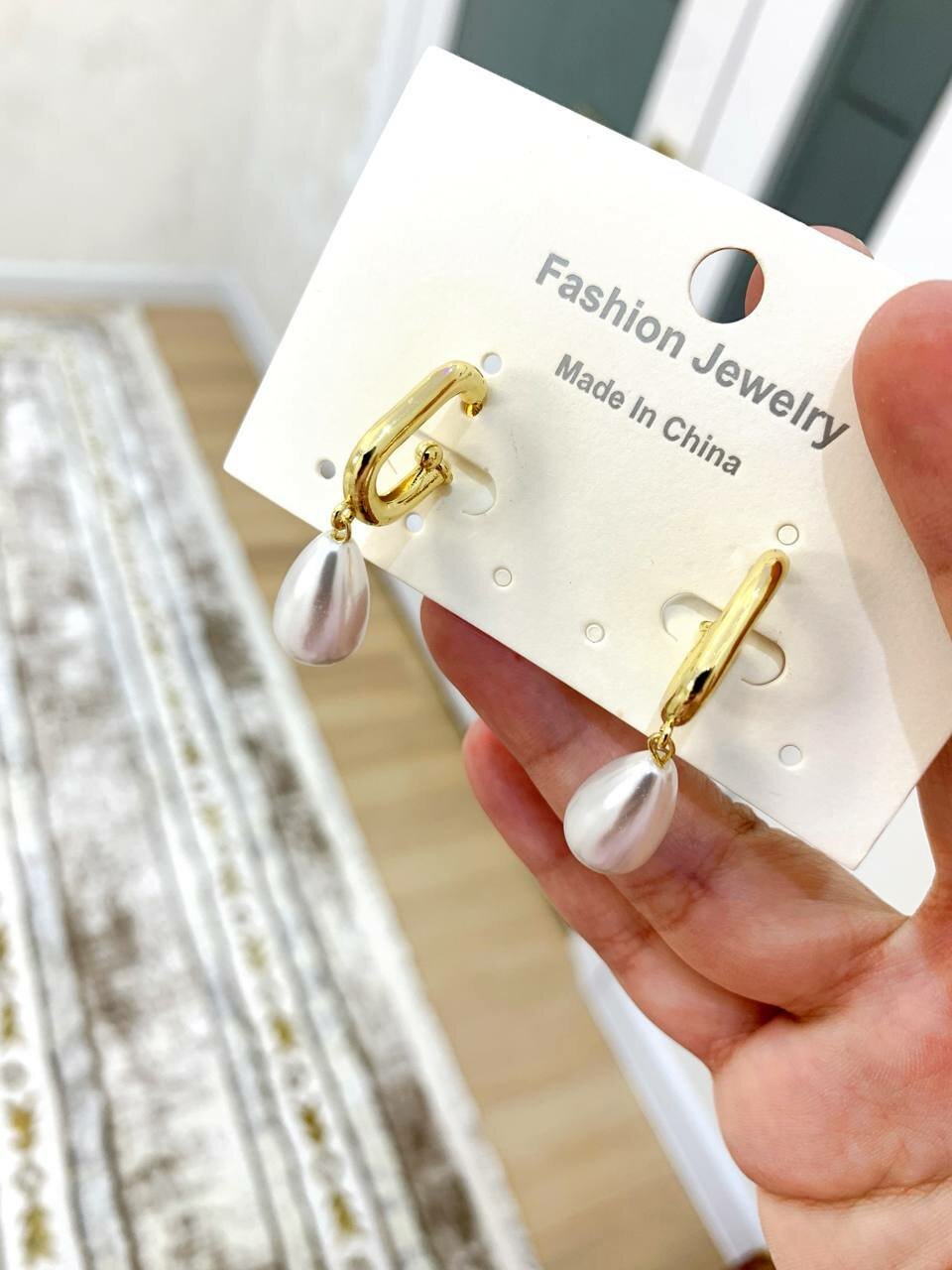 Моносерьга