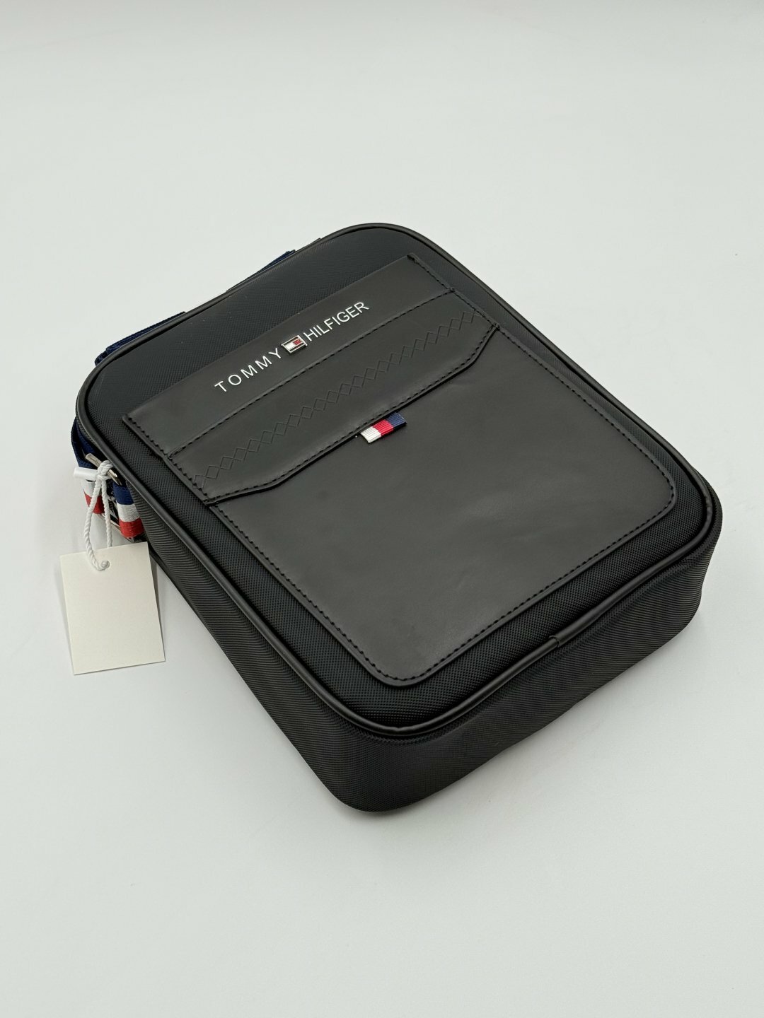 Сумка-рюкзак TOMMY HILFIGER, фактура матовая, гладкая, рельефная, бесцветный
