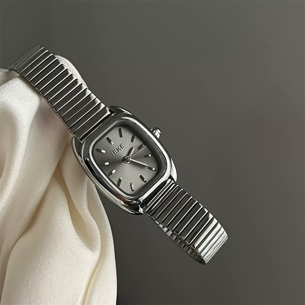 Наручные часы Classic Black